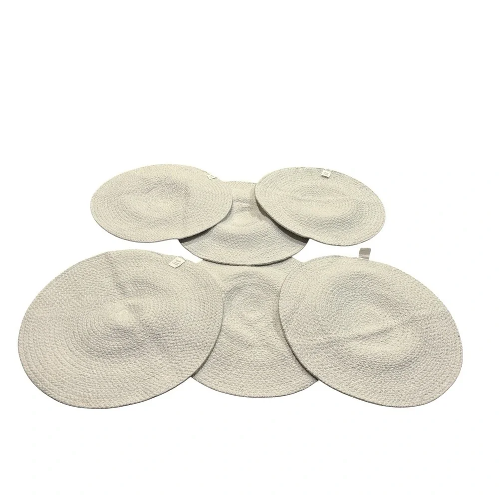 Easter‎ Placemats Bunnies Flowers Embroidered 15 Inch Round Set of 6